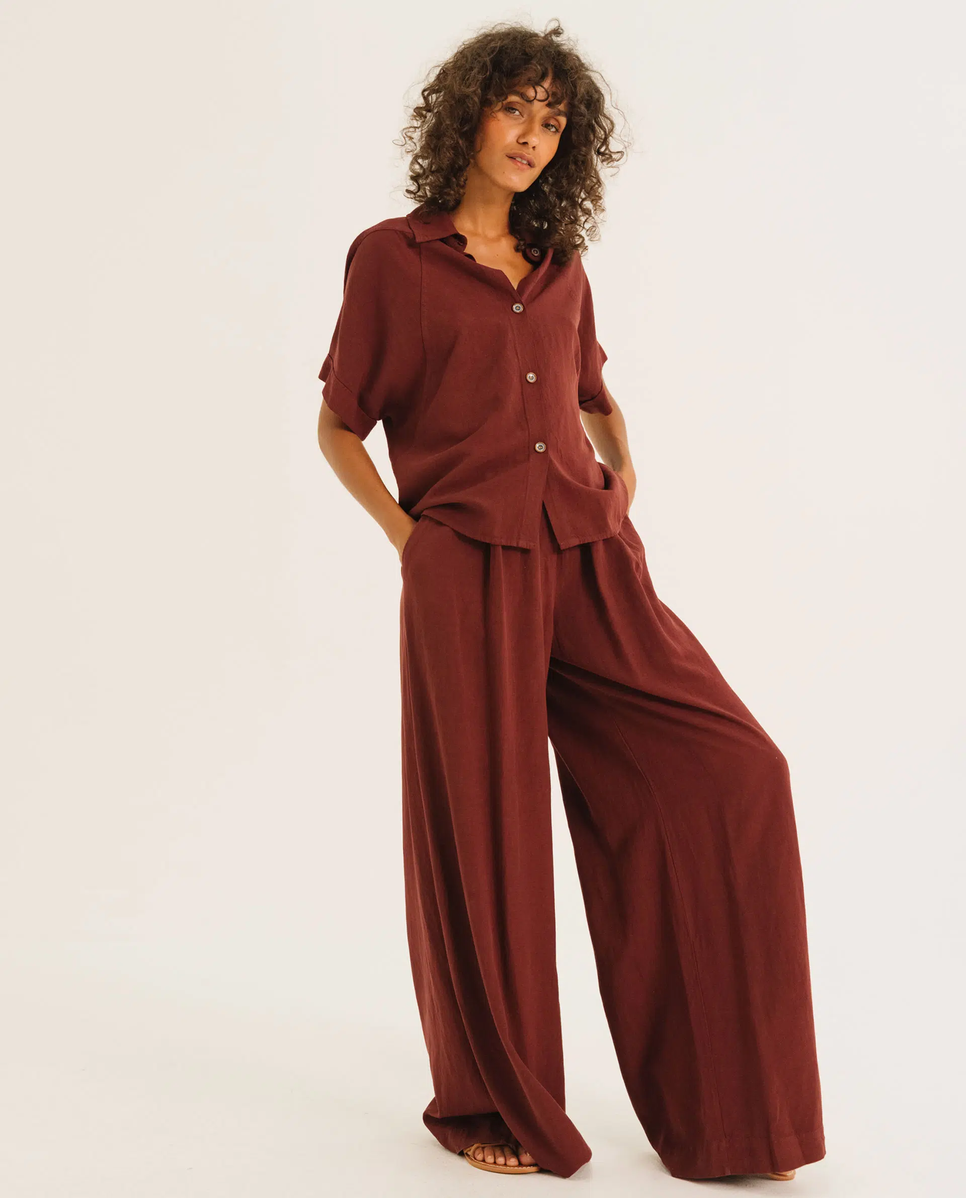 ELOA-SHADE-AMARANTE-1